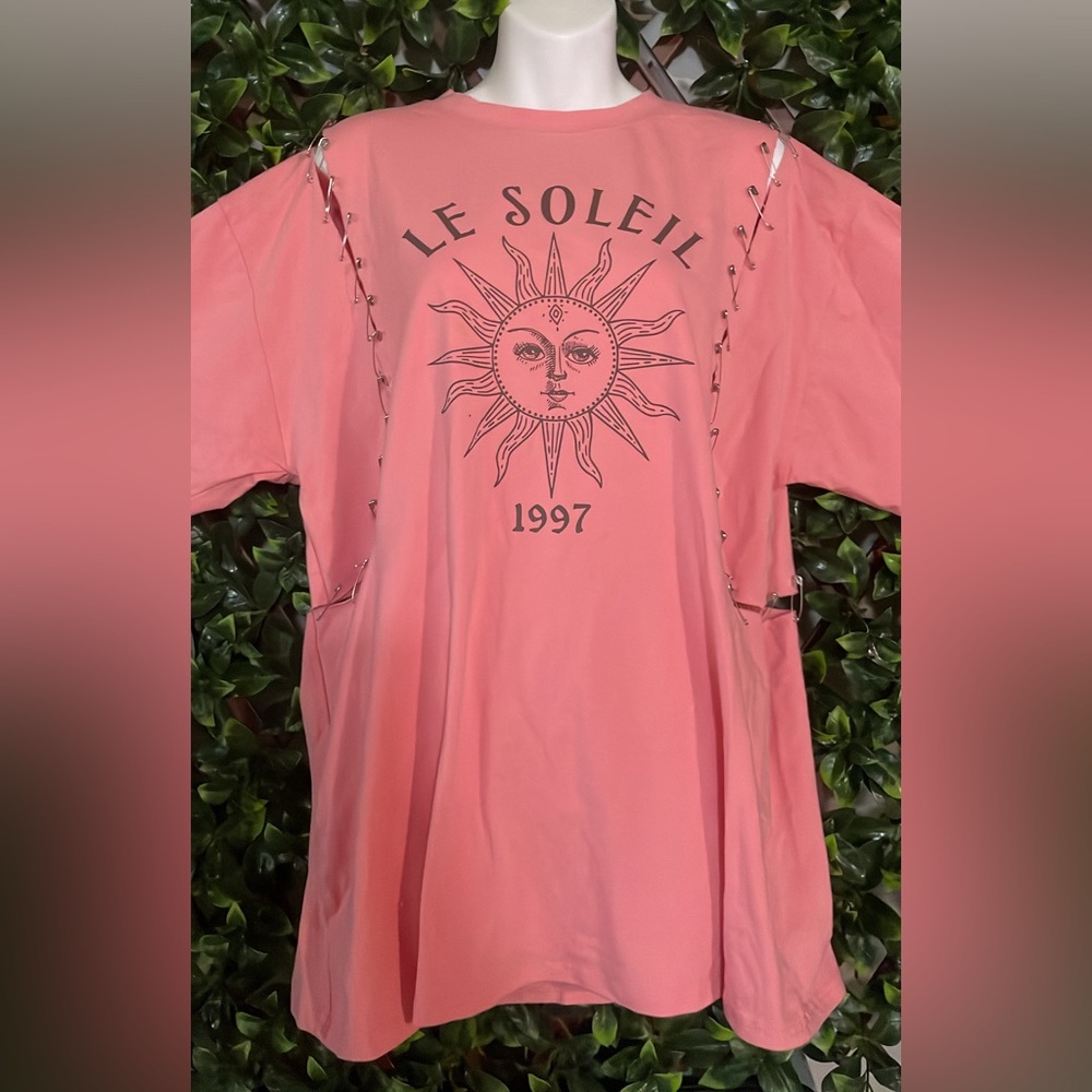 Graphic t-shirt
